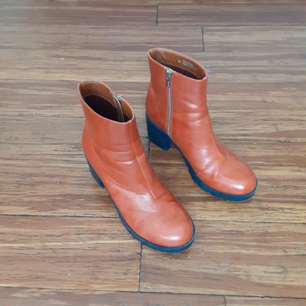 Matt & Nat Heeled Cognac Boots - Vegan Leather - Picture 2 of 7